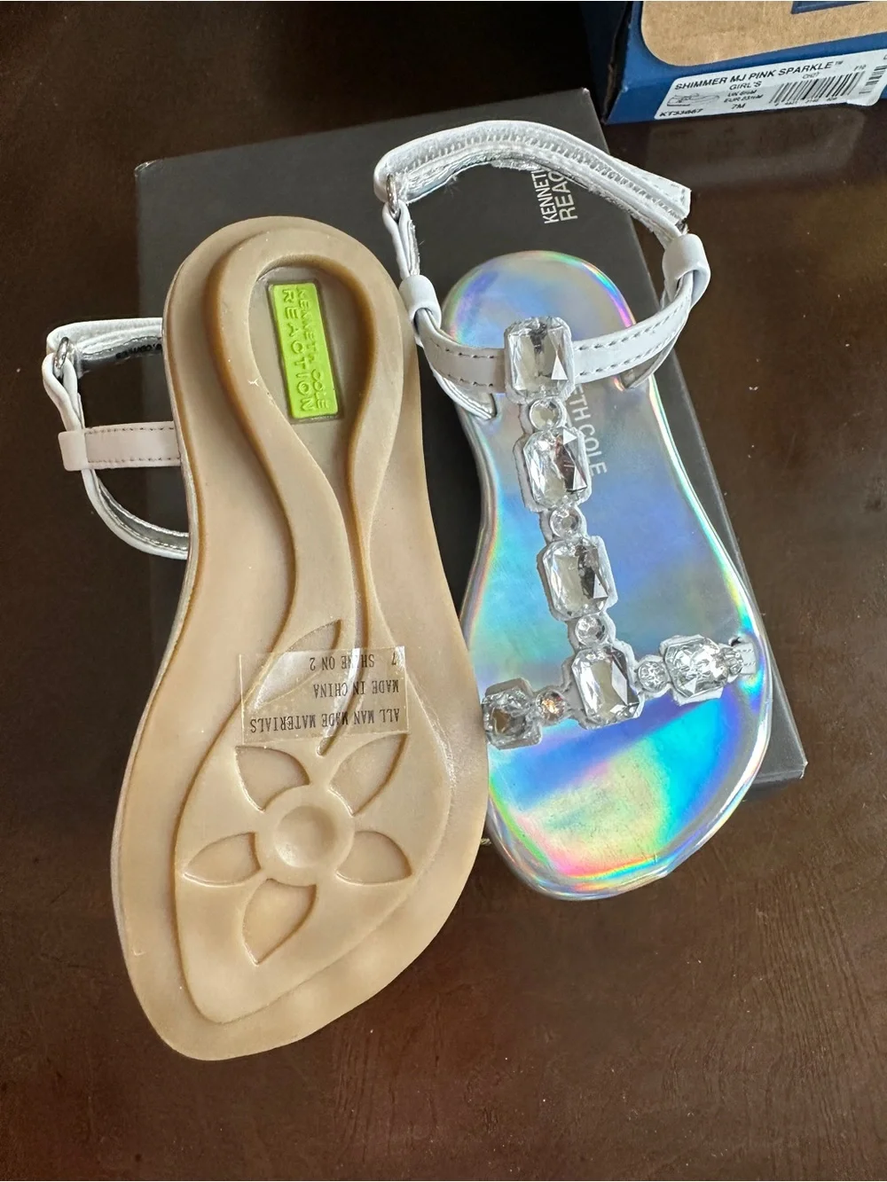 NWT‎ Kenneth Cole Girls Sparkle On Sandals, Size 7